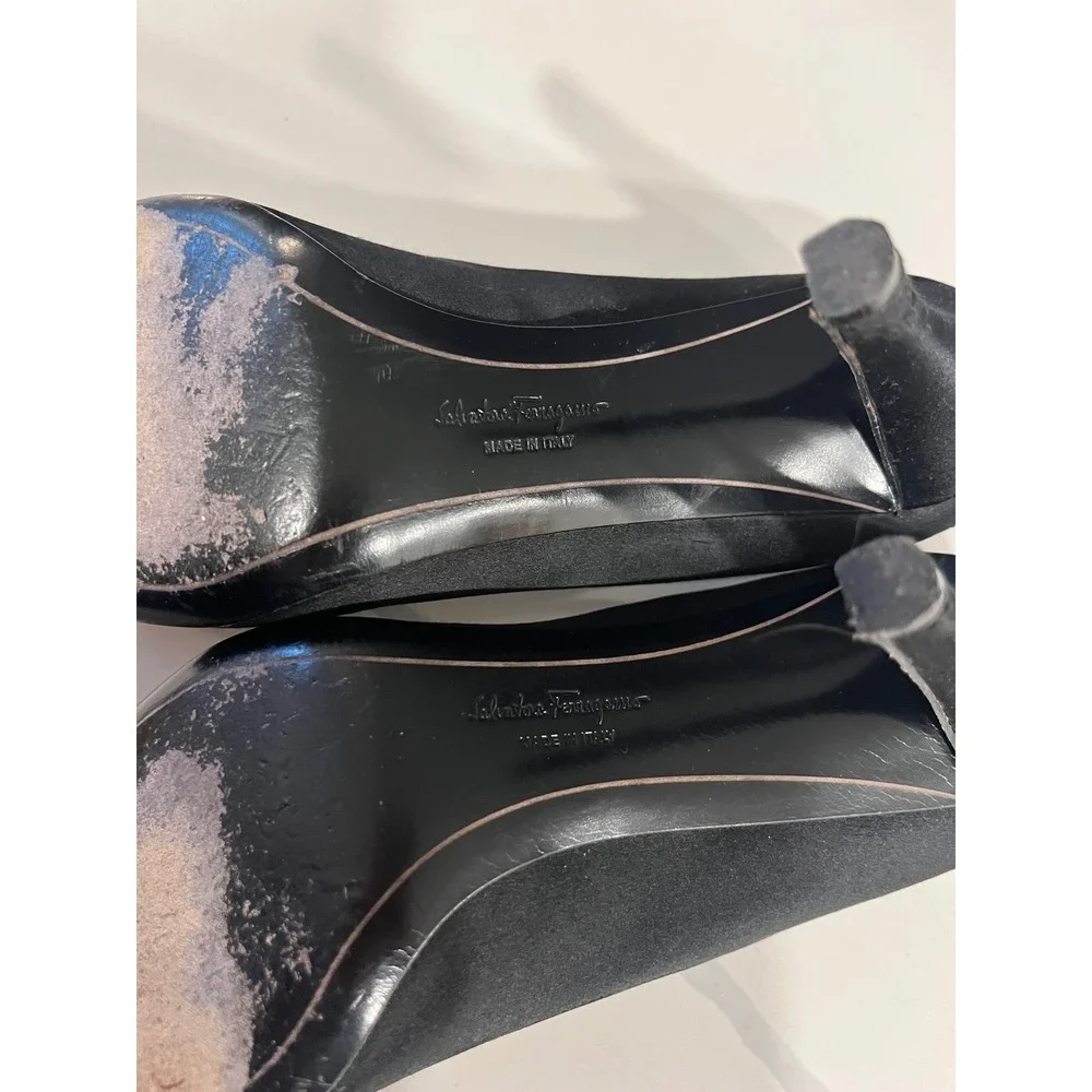 Vintage Salvatore Ferragamo Black Satin Peep Toe Bow Heels Size‎ 8.5 Italy Pumps